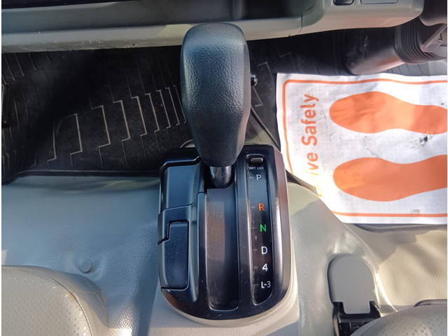 日野デュトロ平ボディ小型（2t・3t）[写真22]