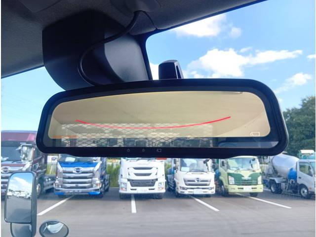 日野デュトロ平ボディ小型（2t・3t）[写真24]