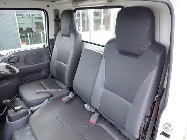 いすゞエルフ平ボディ小型（2t・3t）[写真34]