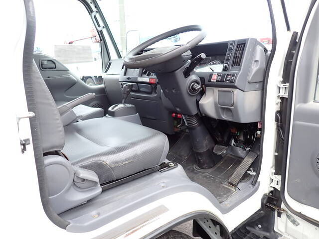 いすゞエルフ平ボディ小型（2t・3t）[写真35]