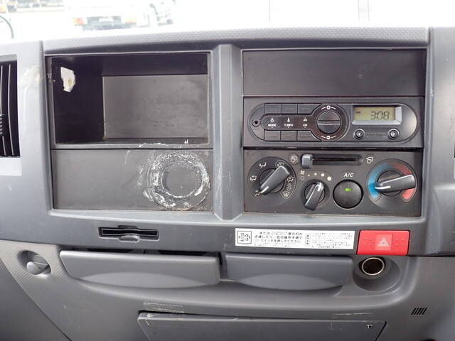 いすゞエルフ平ボディ小型（2t・3t）[写真38]