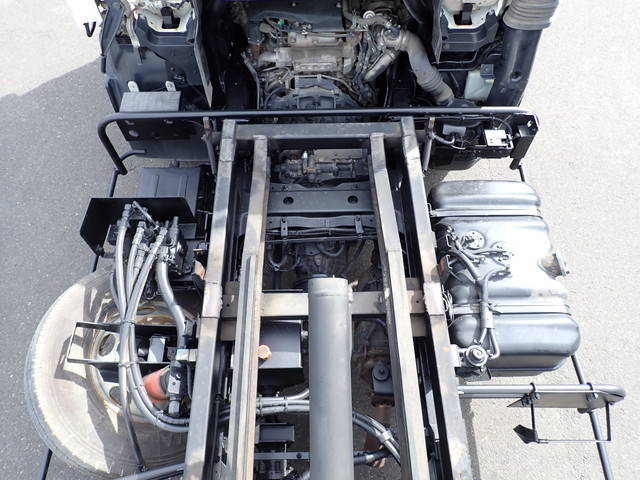 いすゞエルフローダーダンプ小型（2t・3t）[写真12]