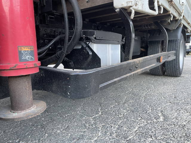 三菱ふそうキャンタークレーン5段小型（2t・3t）[写真22]