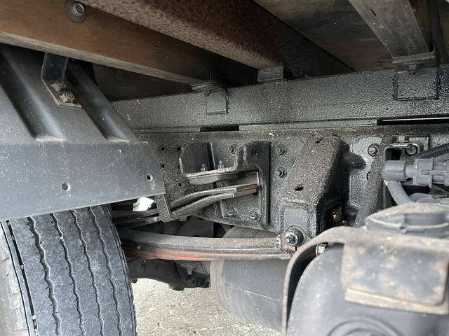 三菱ふそうキャンタークレーン5段小型（2t・3t）[写真26]