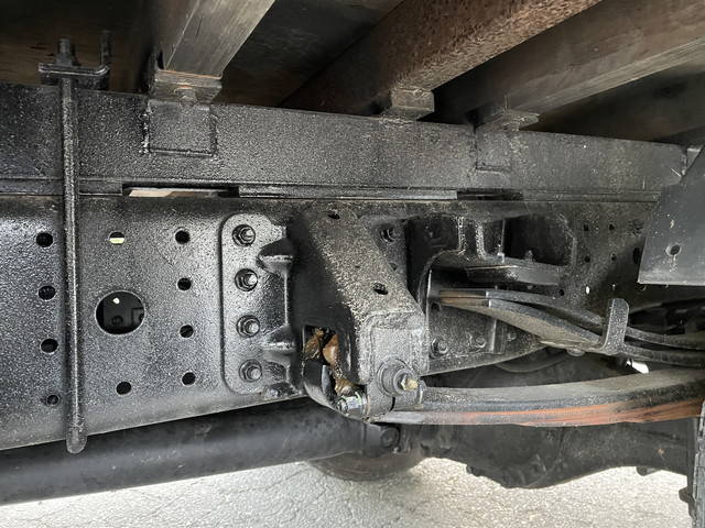 三菱ふそうキャンタークレーン5段小型（2t・3t）[写真27]