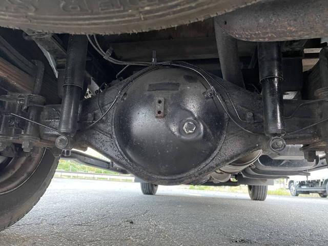 三菱ふそうキャンタークレーン5段小型（2t・3t）[写真28]