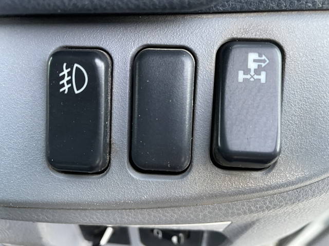 三菱ふそうキャンタークレーン5段小型（2t・3t）[写真39]