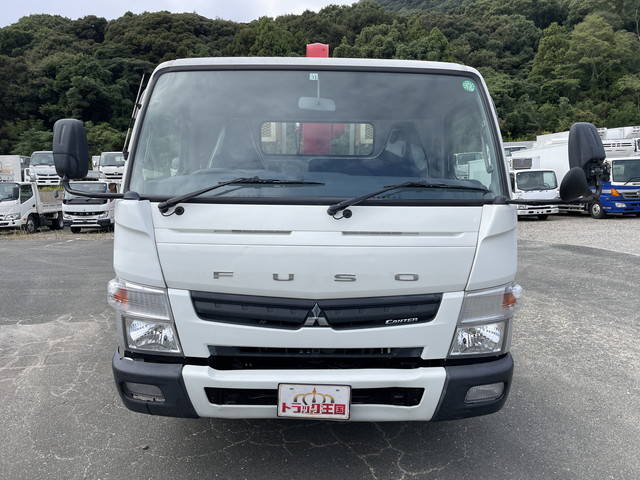 三菱ふそうキャンタークレーン5段小型（2t・3t）[写真09]