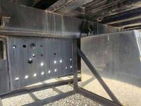 UDトラックスクオンセルフローダー大型（10t）[写真15]