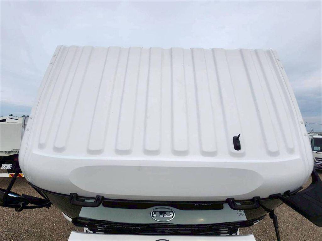 UDトラックスクオンセルフローダー大型（10t）[写真18]