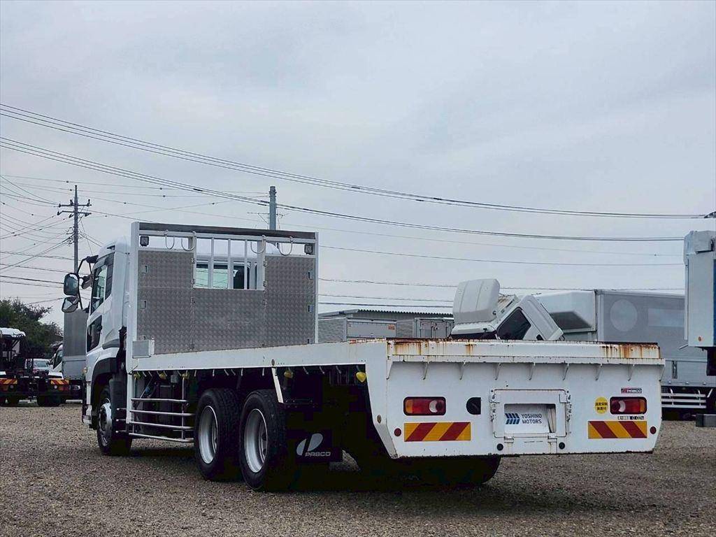 UDトラックスクオンセルフローダー大型（10t）[写真03]