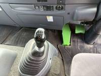 いすゞフォワードアルミウイング中型（4t）[写真23]