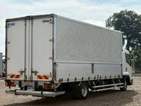 いすゞフォワードアルミウイング中型（4t）[写真05]