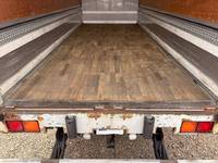 いすゞフォワードアルミウイング中型（4t）[写真09]