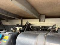 三菱ふそうキャンターアルミバン小型（2t・3t）[写真14]