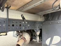 三菱ふそうキャンターアルミバン小型（2t・3t）[写真16]