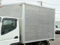 三菱ふそうキャンターアルミバン小型（2t・3t）[写真07]