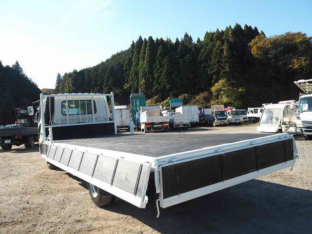 三菱ふそうファイター平ボディ中型（4t）[写真10]