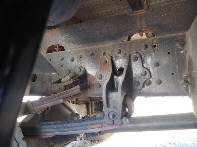 三菱ふそうファイター平ボディ中型（4t）[写真20]