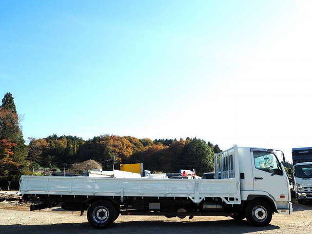 三菱ふそうファイター平ボディ中型（4t）[写真06]