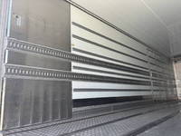 日野プロフィア冷凍車（冷蔵車）大型（10t）[写真13]