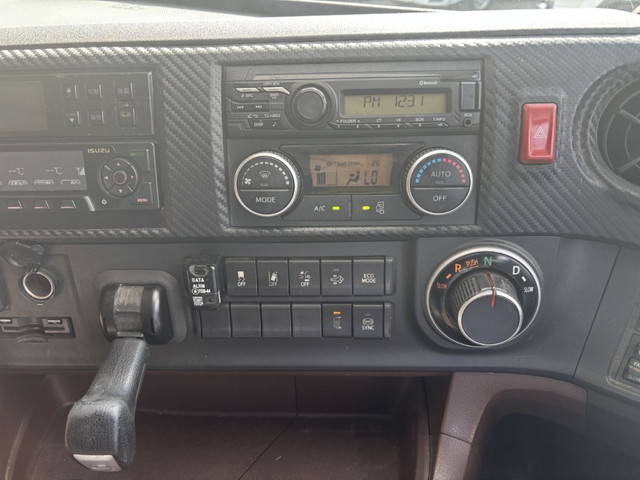 日野プロフィア冷凍車（冷蔵車）大型（10t）[写真20]