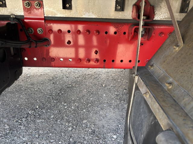 日野プロフィア冷凍車（冷蔵車）大型（10t）[写真31]