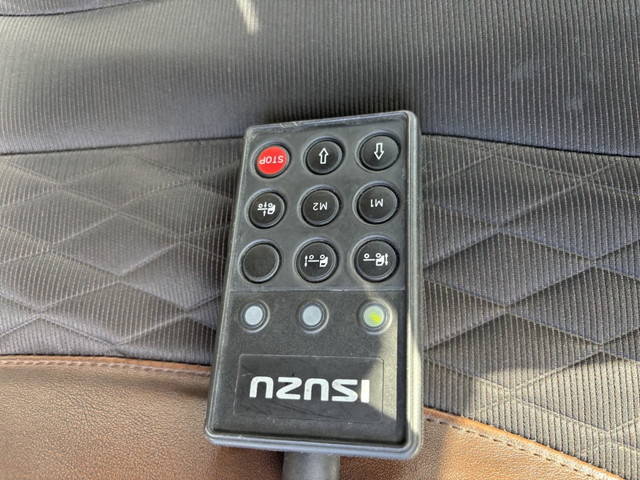 日野プロフィア冷凍車（冷蔵車）大型（10t）[写真36]