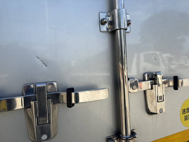 日野プロフィア冷凍車（冷蔵車）大型（10t）[写真40]