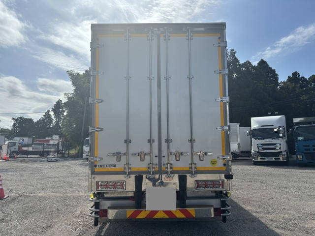 日野プロフィア冷凍車（冷蔵車）大型（10t）[写真06]