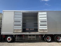 日野プロフィア冷凍車（冷蔵車）大型（10t）[写真08]