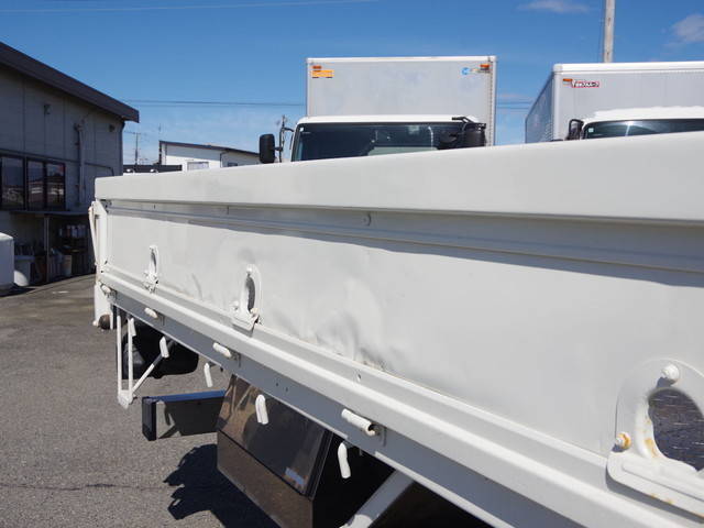 日野レンジャークレーン5段増トン（6t・8t）[写真25]