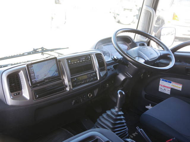 日野レンジャークレーン5段増トン（6t・8t）[写真30]