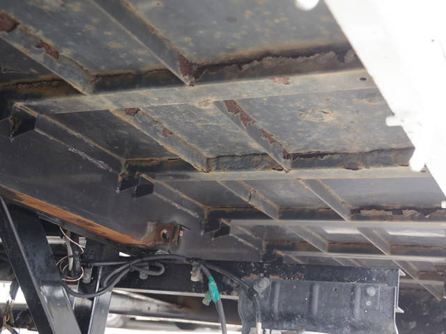 日野デュトロセーフティローダー小型（2t・3t）[写真11]