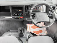 いすゞエルフアルミブロック小型（2t・3t）[写真23]