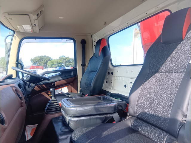 日野レンジャークレーン4段中型（4t）[写真23]