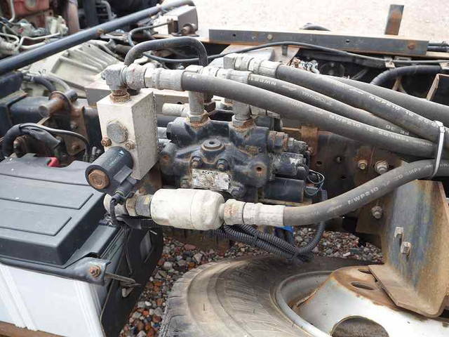 日野デュトロローダーダンプ小型（2t・3t）[写真21]