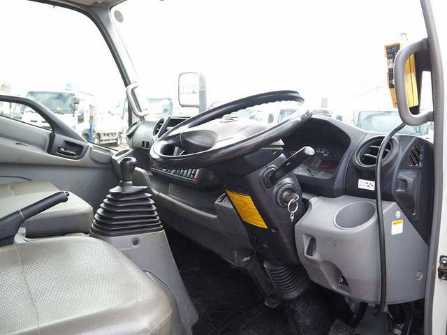 日野デュトロローダーダンプ小型（2t・3t）[写真28]