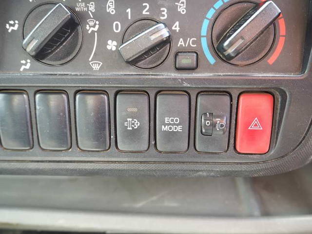 日野デュトロローダーダンプ小型（2t・3t）[写真34]