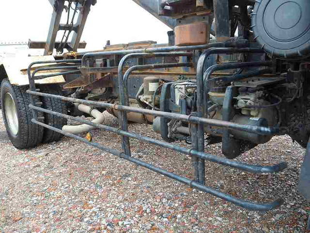 日野レンジャーコンテナ専用車増トン（6t・8t）[写真12]