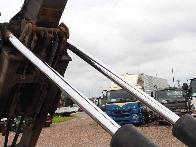 日野レンジャーコンテナ専用車増トン（6t・8t）[写真16]