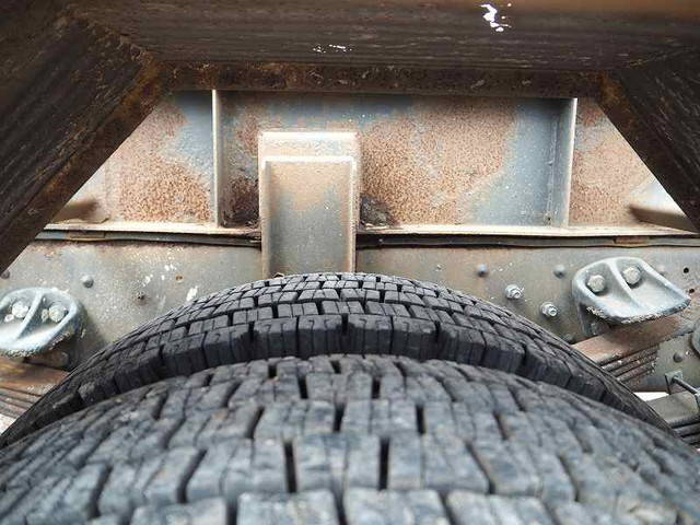 日野レンジャーコンテナ専用車増トン（6t・8t）[写真23]