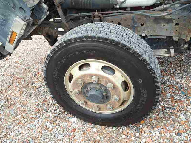 日野レンジャーコンテナ専用車増トン（6t・8t）[写真28]