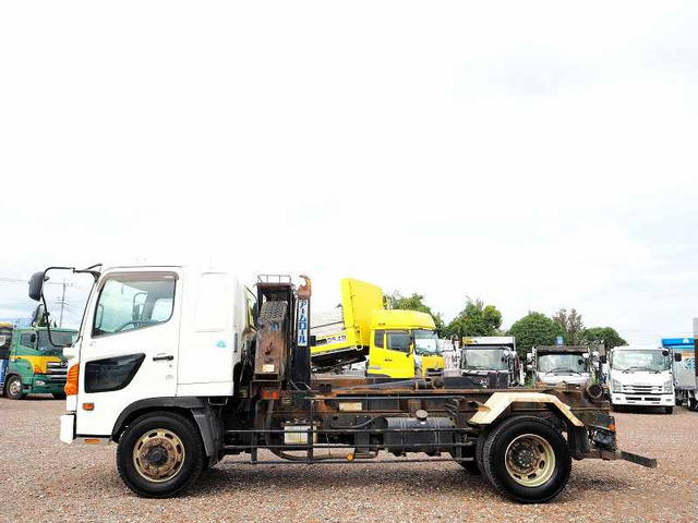 日野レンジャーコンテナ専用車増トン（6t・8t）[写真03]