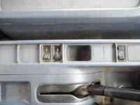 日野レンジャーコンテナ専用車増トン（6t・8t）[写真34]