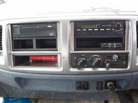 日野レンジャーコンテナ専用車増トン（6t・8t）[写真35]