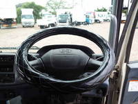 日野レンジャーコンテナ専用車増トン（6t・8t）[写真41]