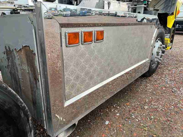 UDトラックスその他の車種ダンプ大型（10t）[写真19]