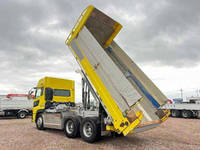 UDトラックスその他の車種ダンプ大型（10t）[写真02]