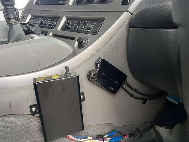 UDトラックスその他の車種ダンプ大型（10t）[写真37]